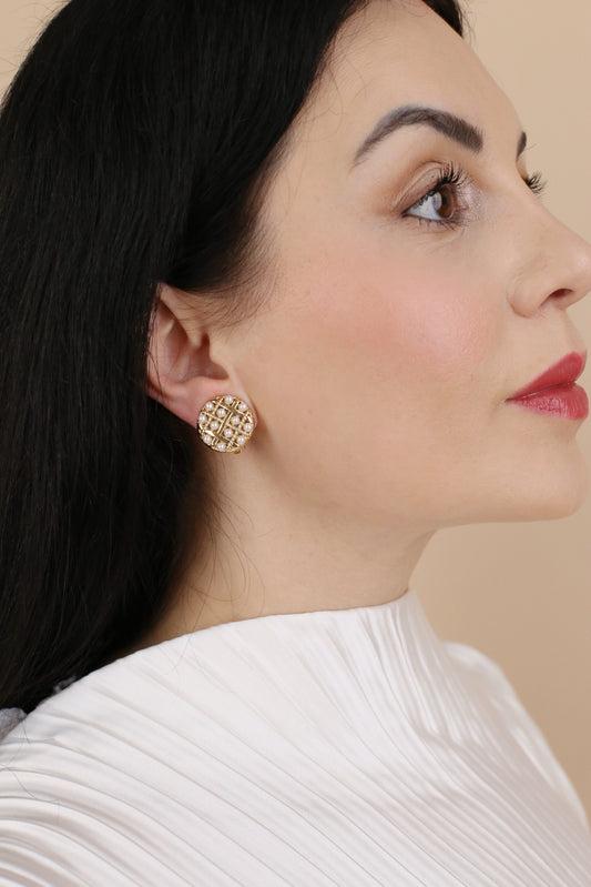 Alma Vintage Pearl Grid Clip Earrings