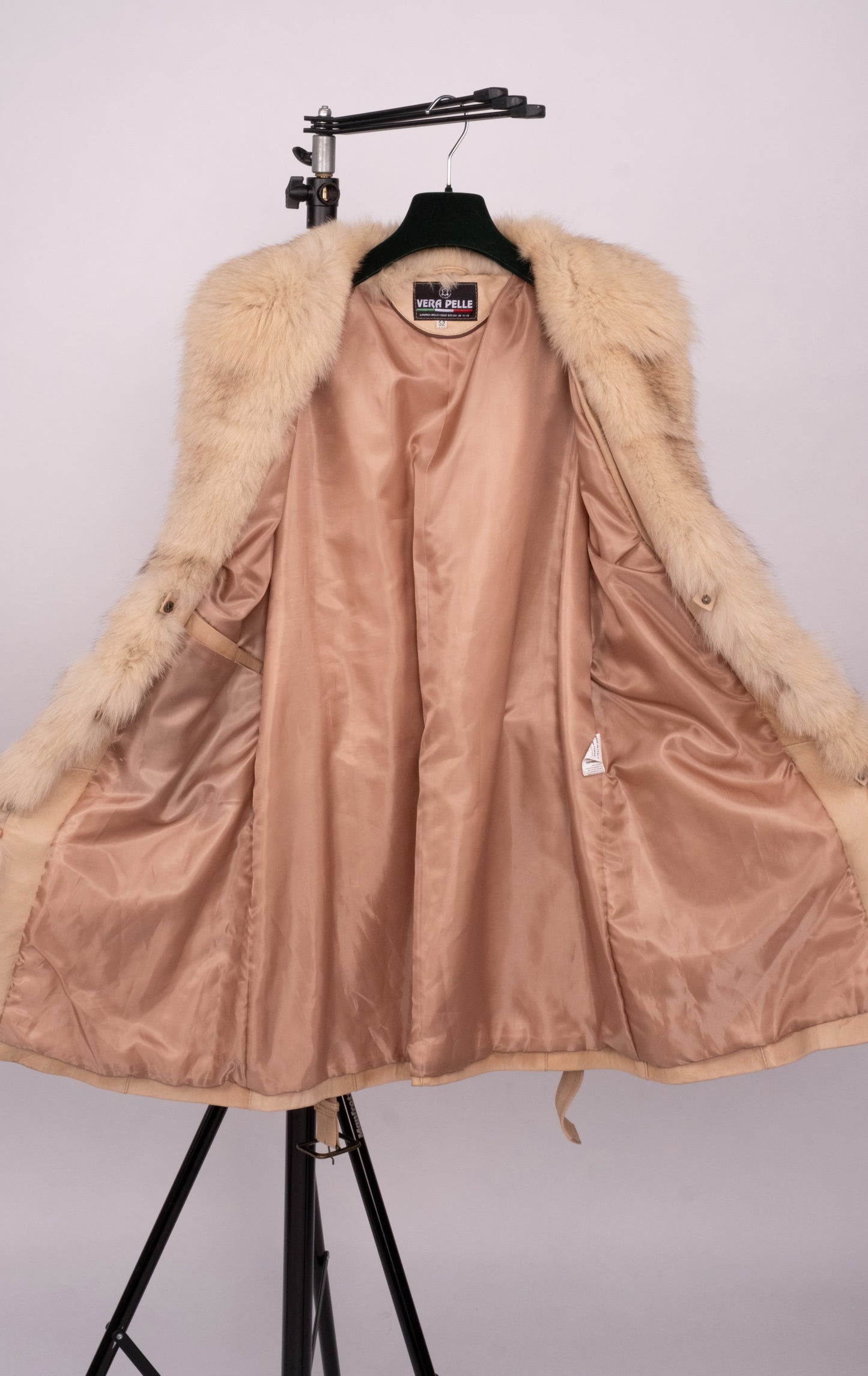 Vintage Leather Coath "Noor" with Fox Fur Collar