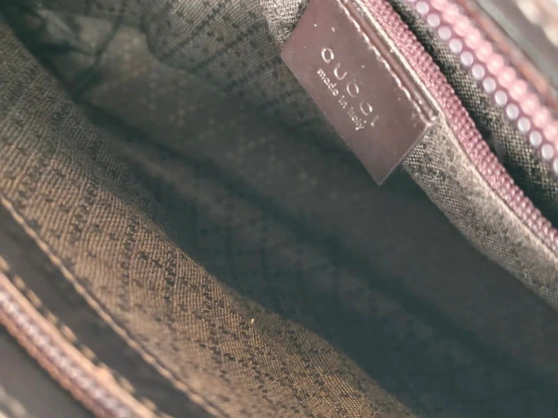 Vintage Gucci Bag from the Tom Ford Era (Logo-Canvas)