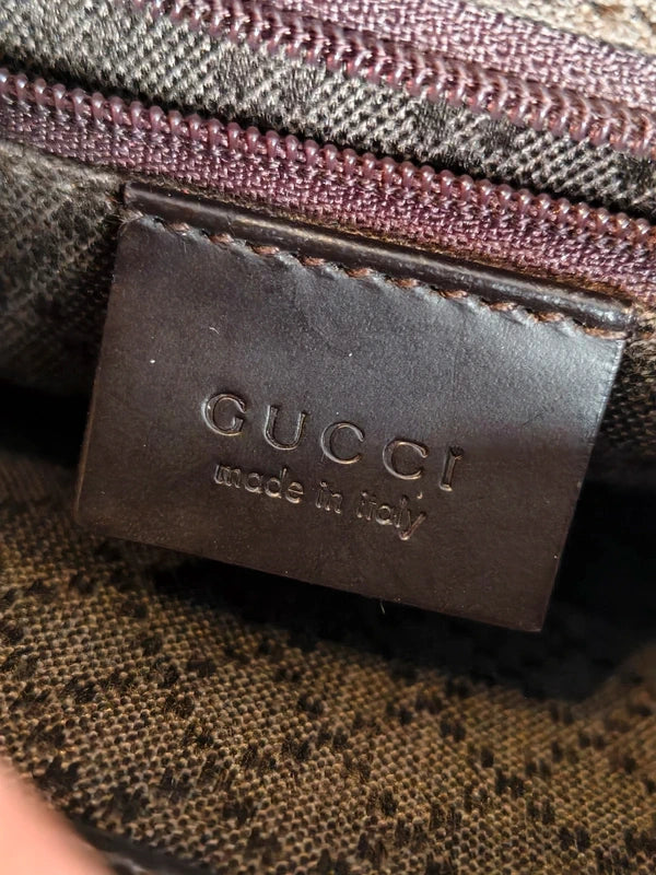 Vintage Gucci Bag from the Tom Ford Era (Logo-Canvas)