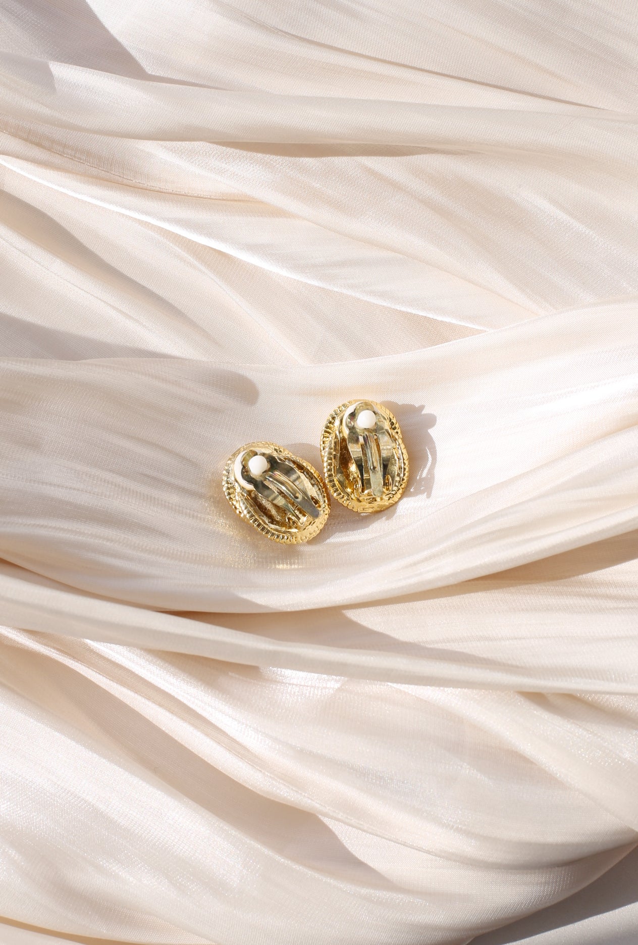 Aïda Vintage Ovale Perlenclip-Ohrringe