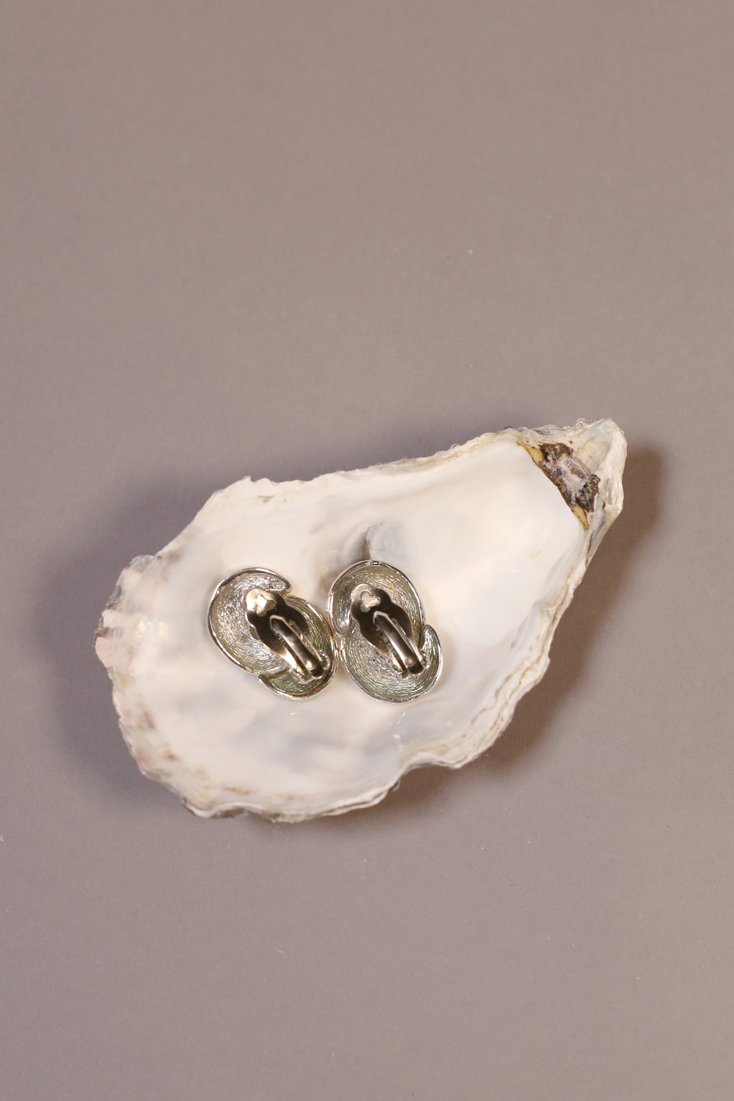 Comtesse du Cèdre Vintage Ohrringe