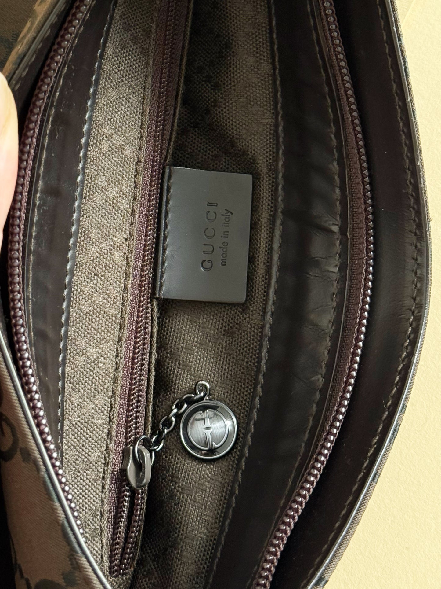 Vintage Gucci Bag from the Tom Ford Era (Logo-Canvas)