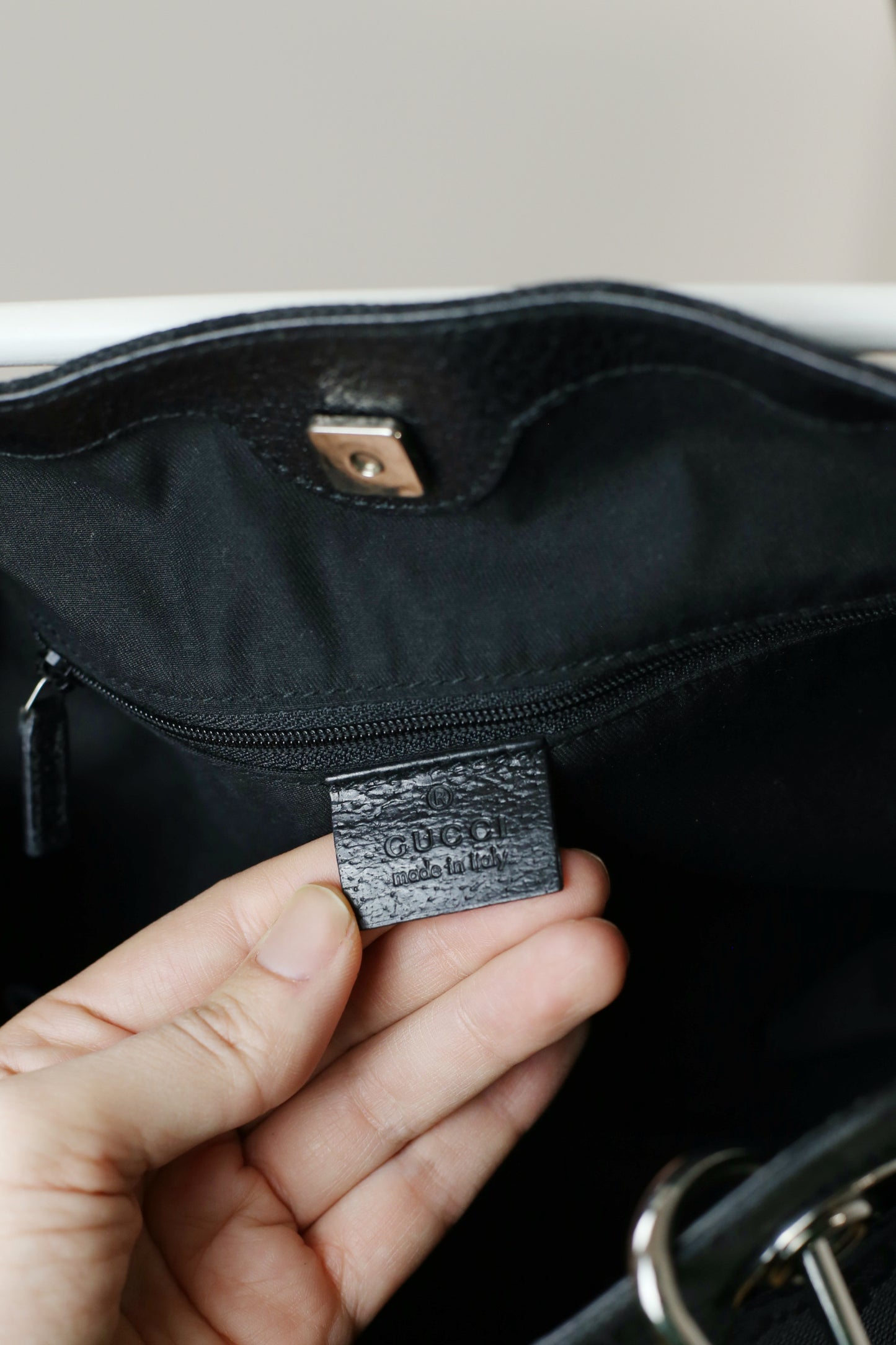 Vintage Gucci GG-Logo-Canvas Bag from the late-1990s