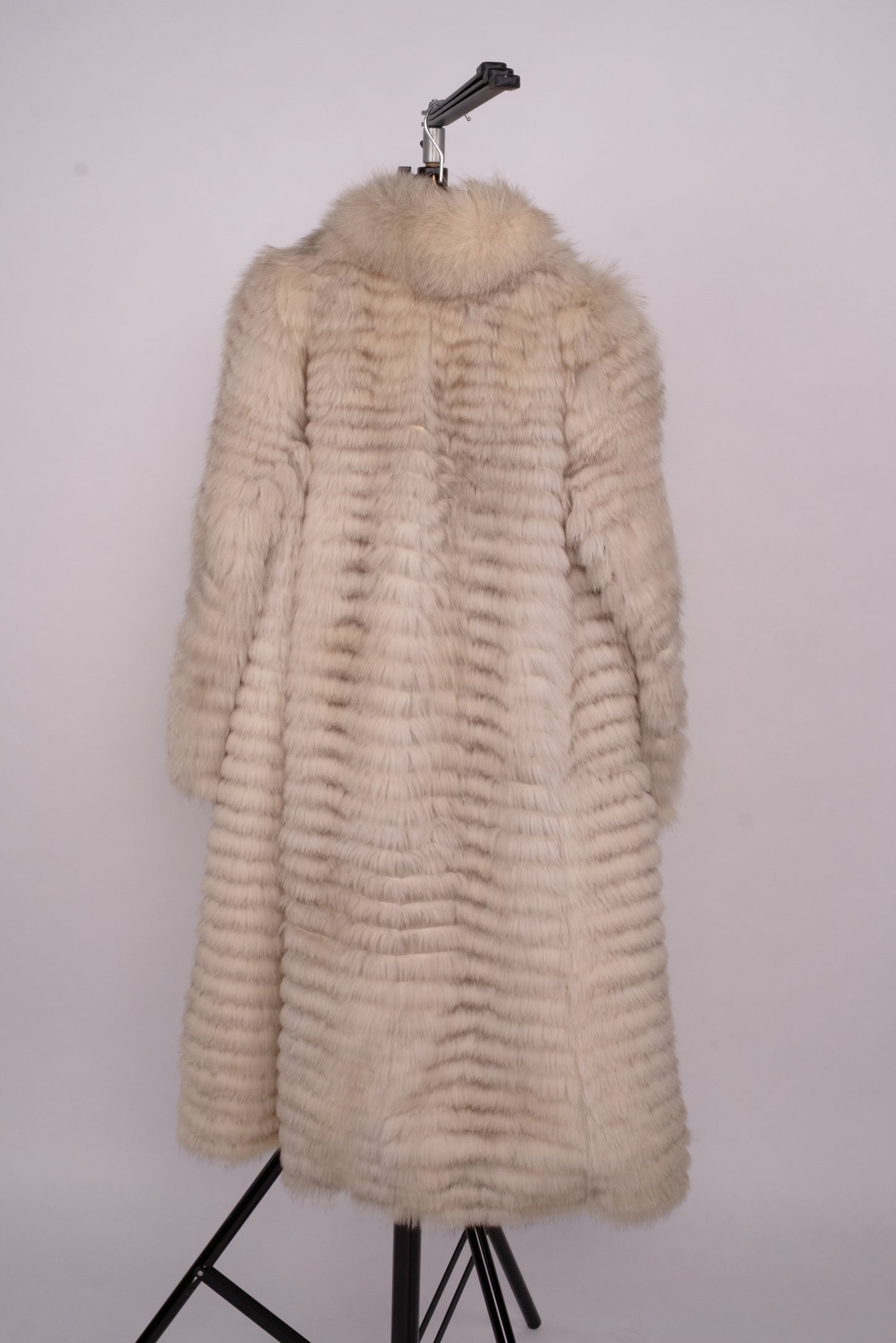 Vintage Silver Fox Fur Coat “Saphira”