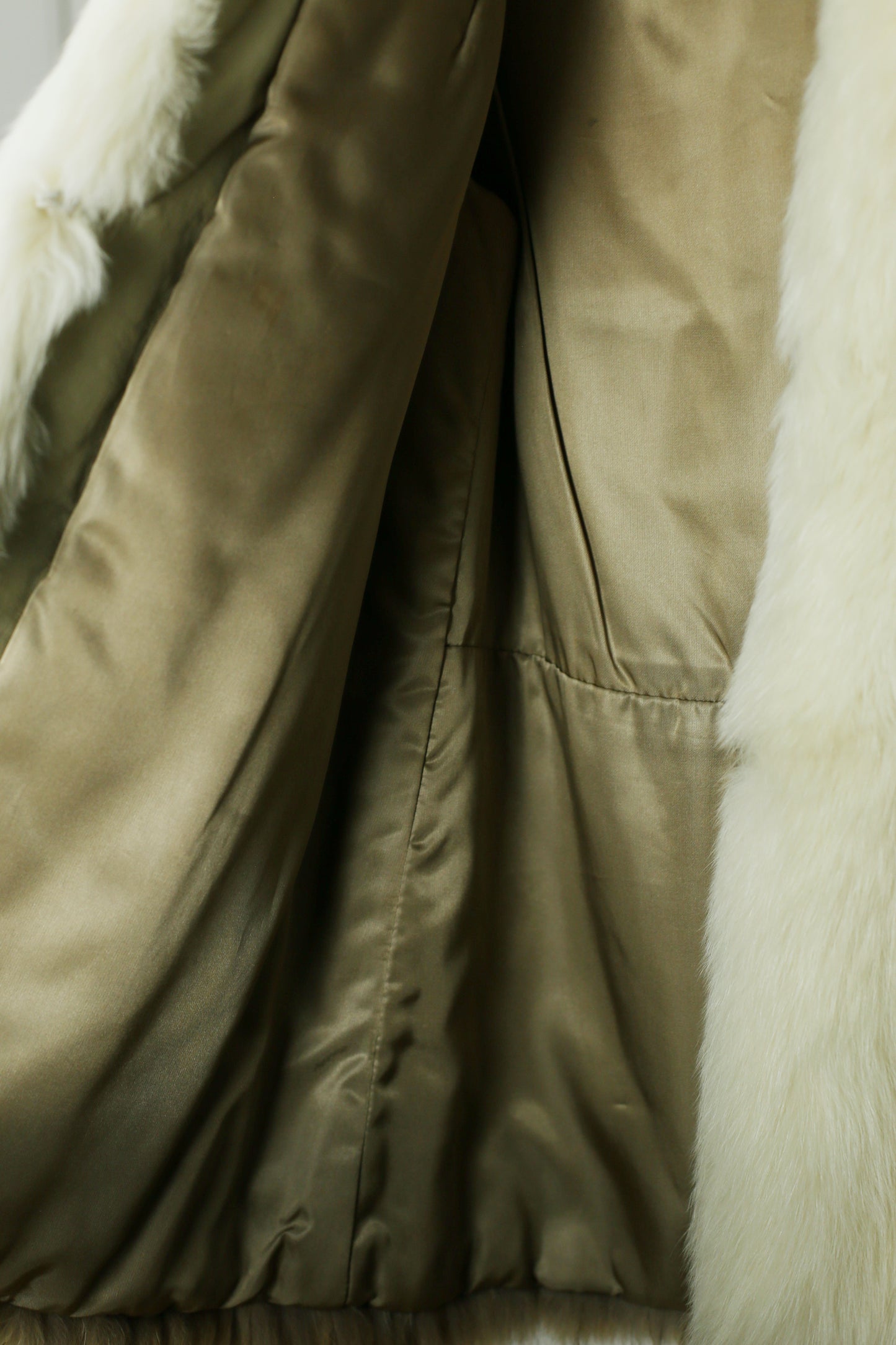 Vintage Golden Brown Fur Jacket “Anouk”