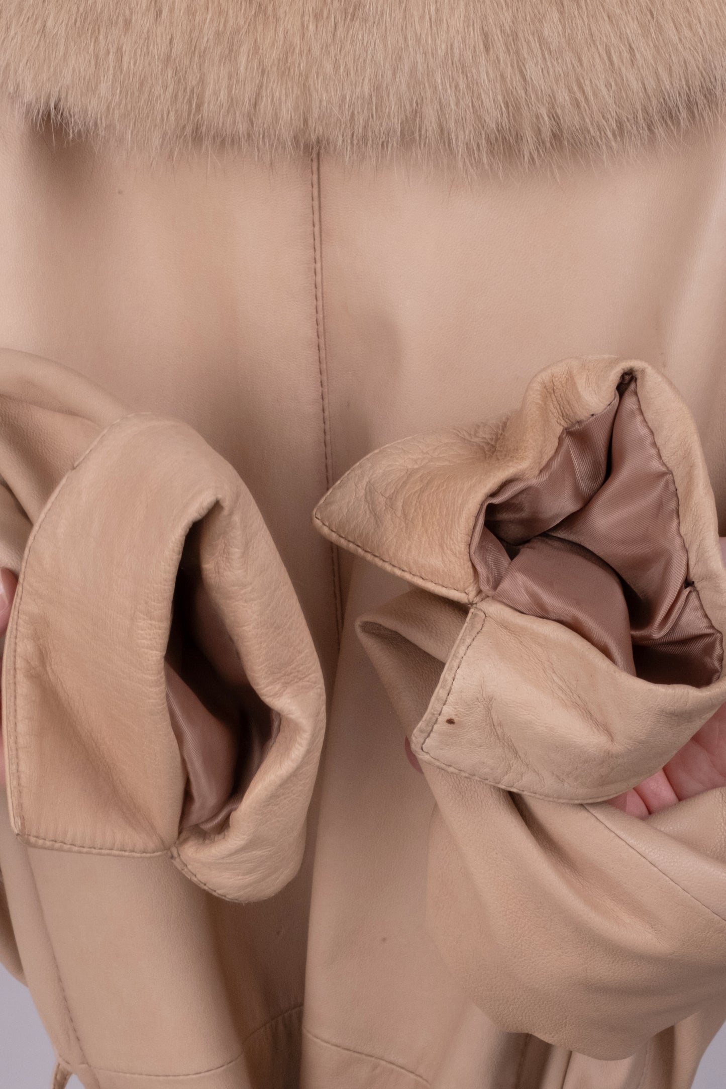 Vintage Leather Coath  "Noor" with Fox Fur Collar