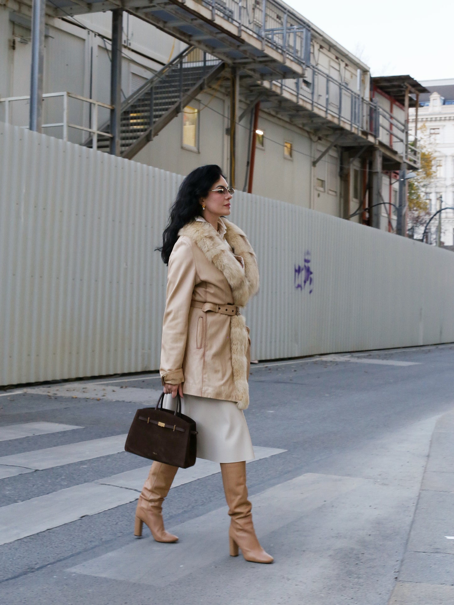 Vintage Leather Coat "Noor" with Fox Fur Collar