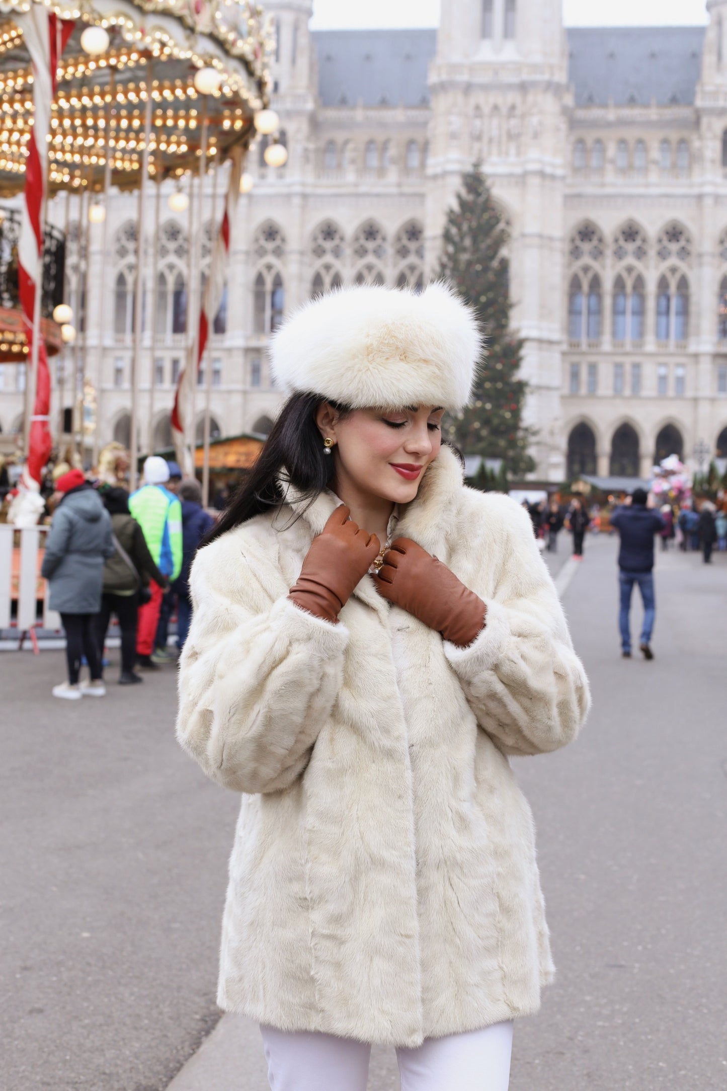 Cream White Vintage Mink Jacket with Hat "Nima"