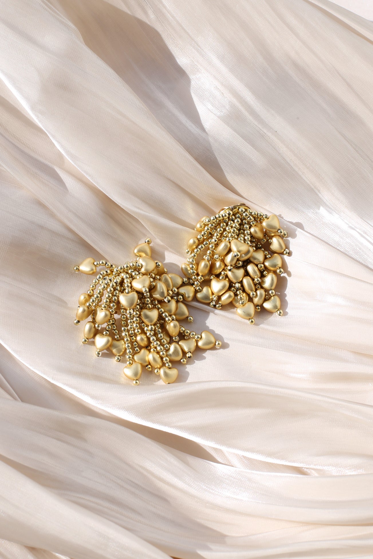 Thea Vintage Heart Cascade Clip Earrings